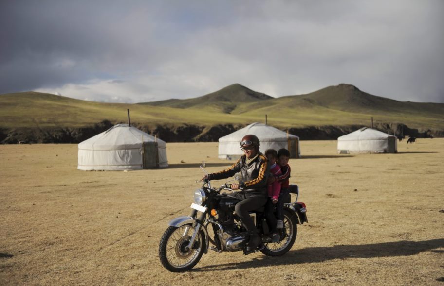 Viagem de moto pela Mongólia: uma das melhores experiências do mundo! Será mesmo?