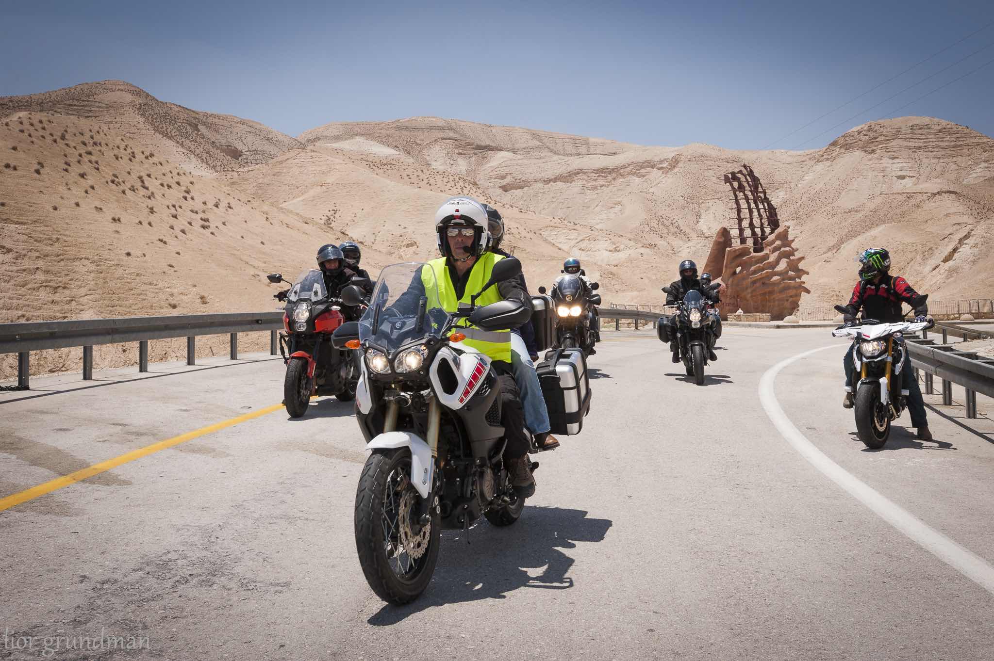 Viagem de Moto por Israel: faz sentido?